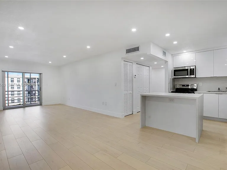 4670 W 13th Ln #411 — Photo 2