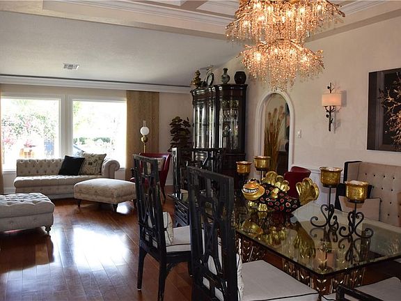 3rd image of 251 Lido Dr