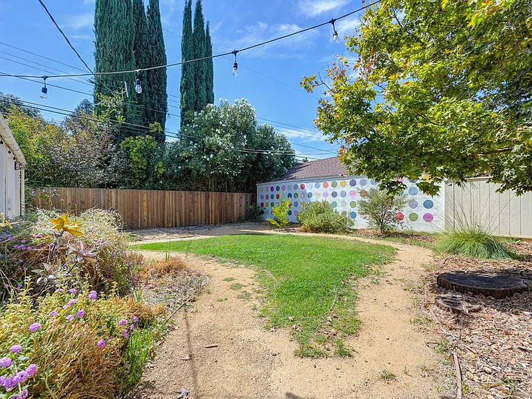 1250 Perkins Way — Photo 37