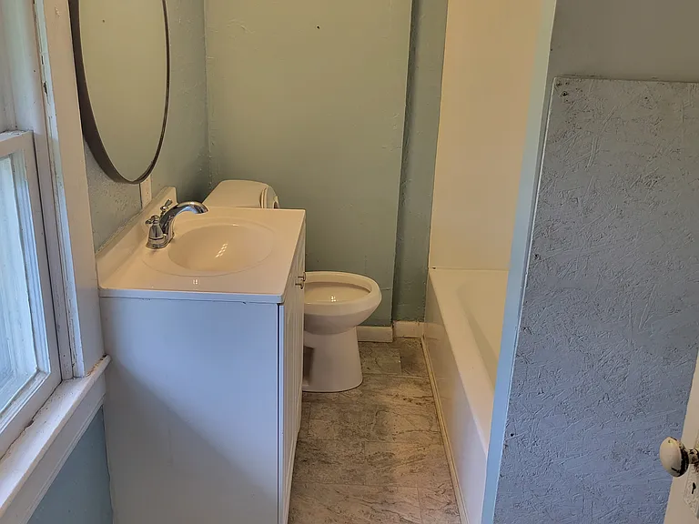 2370 Lagonda Ave — Photo 18
