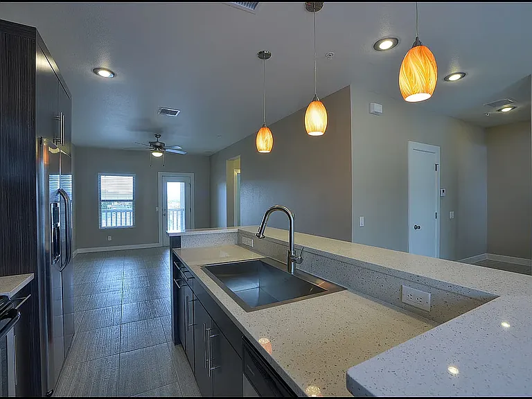 Moderno Village Apartments and Town Homes — Photo 11