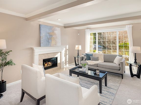 3rd image of 2303 Lyons Avenue NE