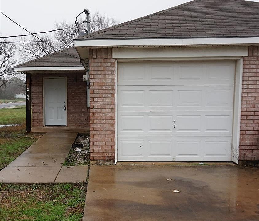1st image of 2105 Bethune St #2105