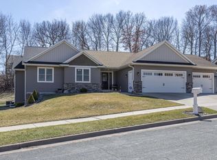 800 Knollwood DRIVE, Holmen, WI 54636
