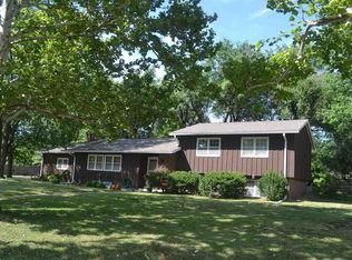 705 N Armour Dr, Wichita, KS 67206