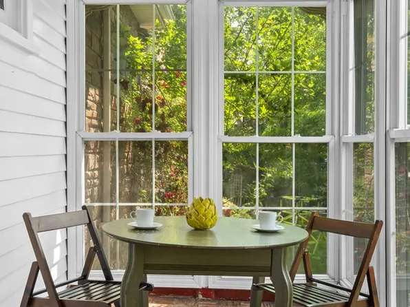 685 East 22nd Street image 32 of 38