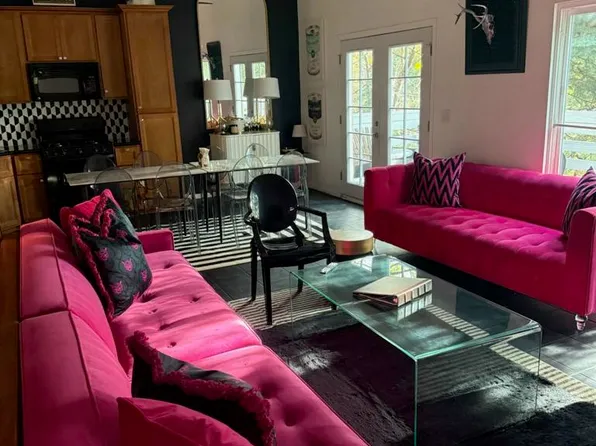 759 Ivy Ln, Lake Arrowhead, CA 92352