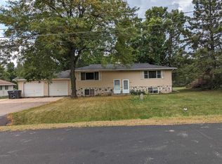 1100-1102 E Vilas St, Marshfield, WI 54449