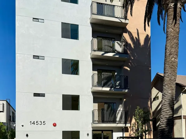 14535 Weddington St, Van Nuys, CA