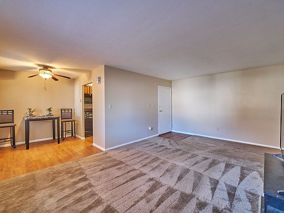 5th image of 681 Babbitt Rd #C1