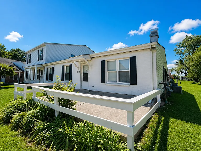 2484 Winding Hills Dr — Photo 1