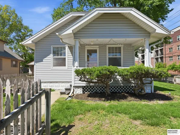 4602 Capitol Ave, Omaha, NE 68132