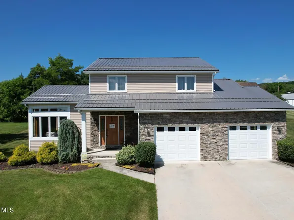 145 Maple Dr, Bedford, PA 15522