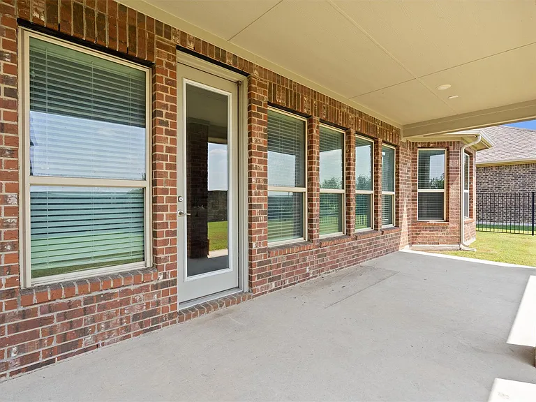 3241 Aurelia Ln — Photo 29