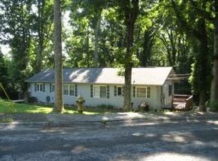 101 N Walker Ln, Oak Ridge, TN 37830