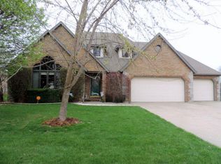 4745 S Mary Ann Ave, Springfield, MO 65810