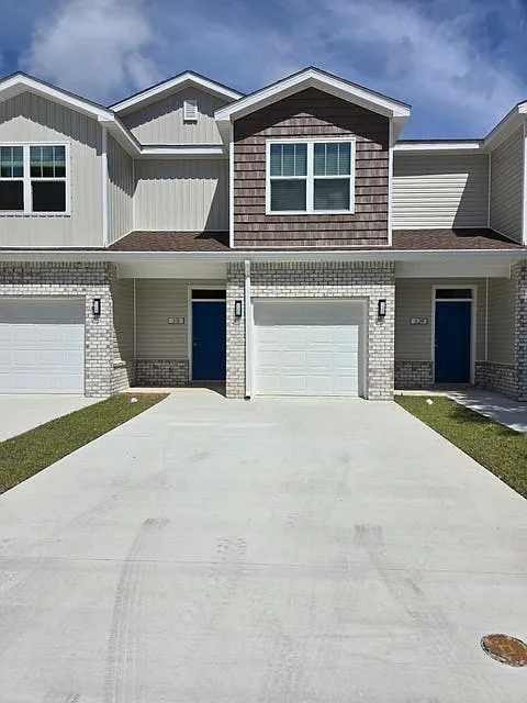 Building Photo - 841 Jonleen Dr