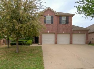 1703 Goshawk Ln, Corinth, TX 76210