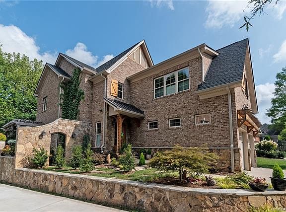 3rd image of 9835 Genevieve Ct