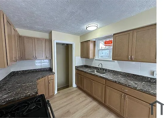 3 bed, 1188 sqft, $1,500 — Photo 4