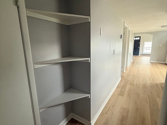 2nd image of 8991 Reed Hill Rd #2