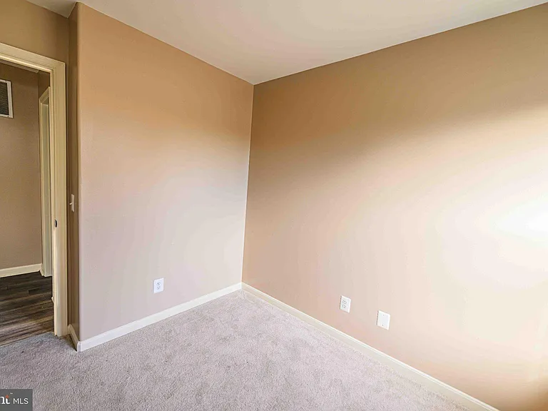 9925 Matti Hill Ct — Photo 11