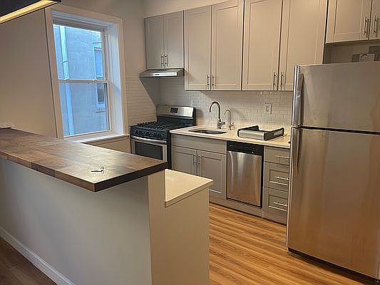 2nd image of 47-20 44th St #3R