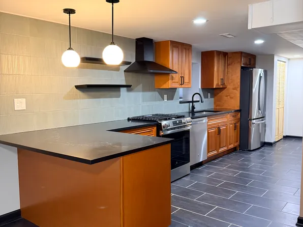 2050 W Cullerton St #1, Chicago, IL 60608