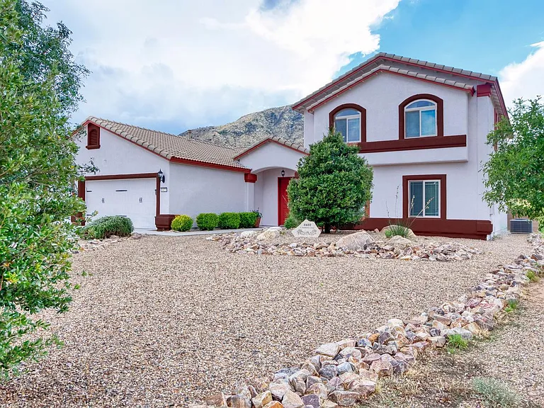 6422 E Saddlehorn Cir — Photo 2