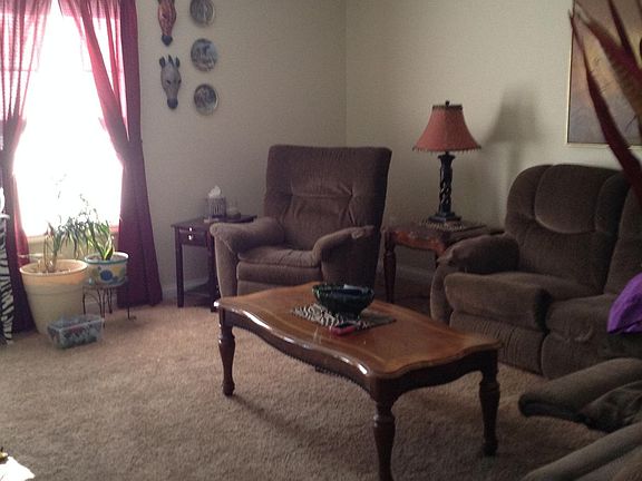 3rd image of 210 Mary Rose Ln