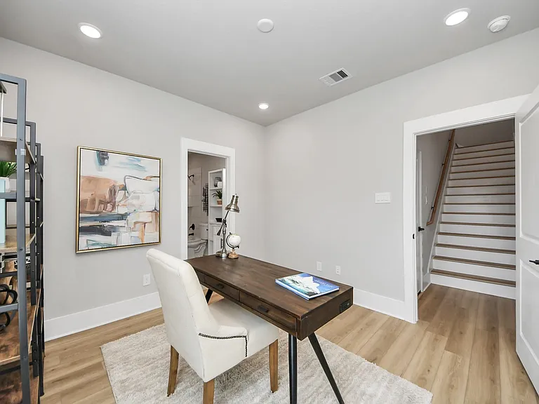 1102 Mansfield St #A — Photo 6