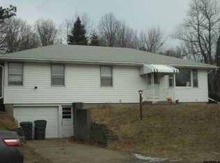 10 Elward Rd, Troy, NY 12180