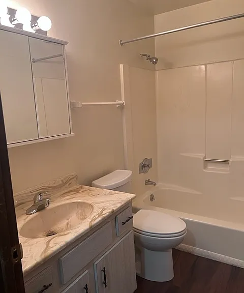 4326 Kennedy Dr #102 — Photo 15