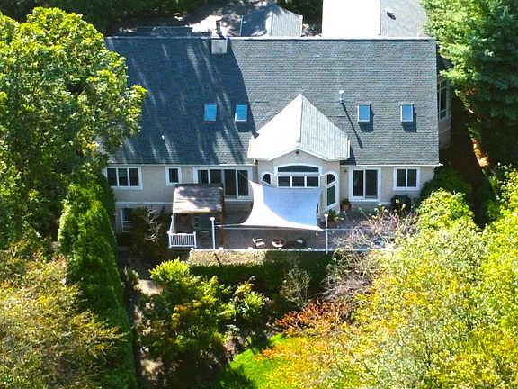 2nd image of 15 Gun Club Road