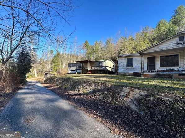 14 Blue Belle Dr, Lakemont, GA 30552