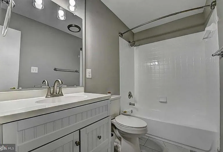 2226 Gunsmith Sq — Photo 11