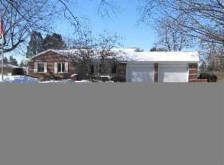 505 Belaire Dr, Marshalltown, IA 50158