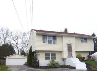 14 Charter Rd, Selden, NY 11784