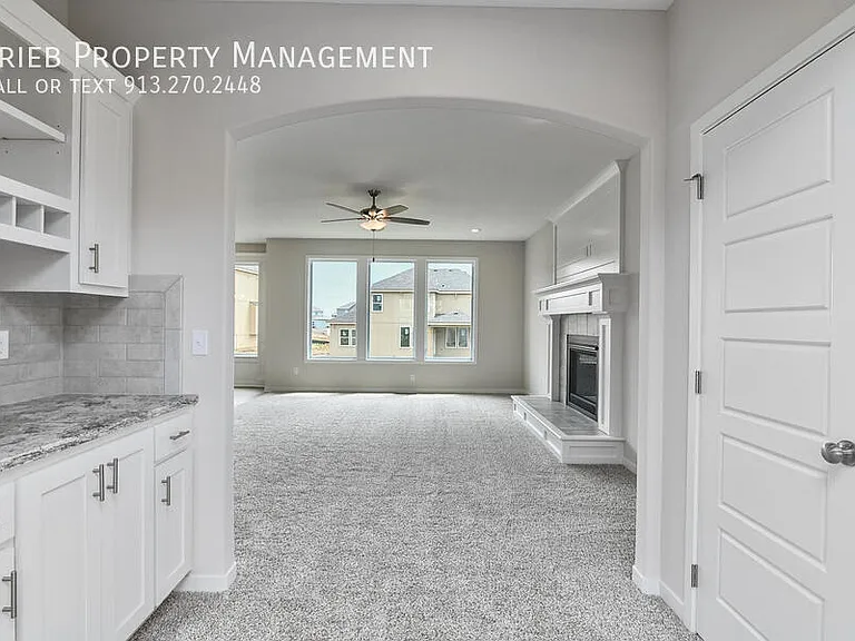2677 W Dartmouth St — Photo 13