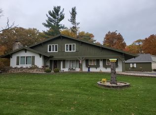 1714 Briarwood Ln, Saint Anne, IL