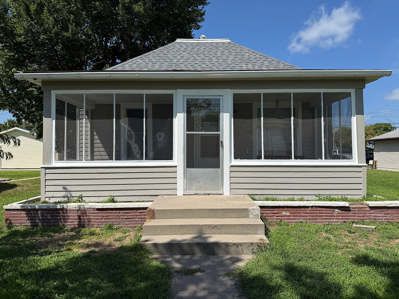 2 bed, 840 sqft, $1,250 — Photo 2