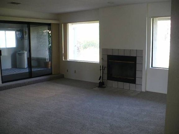 Living room & fireplace