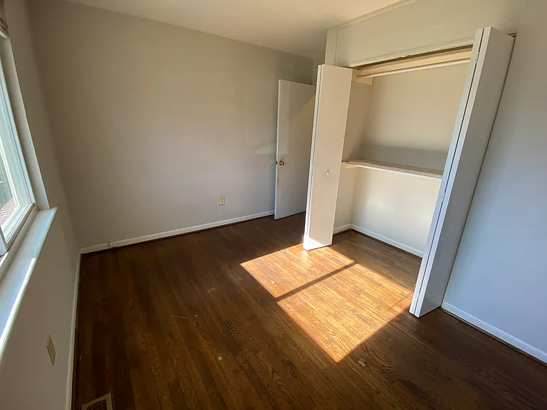 2053 Richard Ave — Photo 16