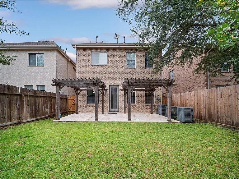 14443 Basalt Ln — Photo 37