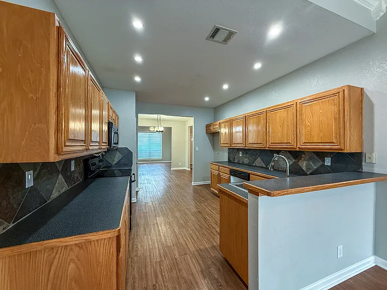 1777 Jacobs Ct #2 — Photo 9