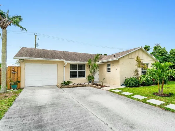 121 Deerfield Drive, Jupiter, FL 33458