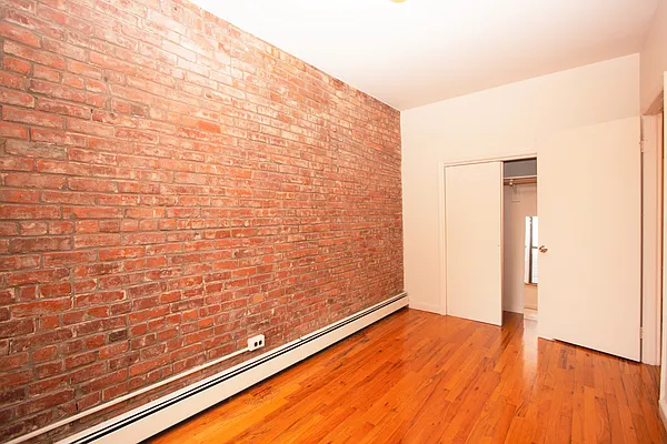 Rented by R New York | media 5