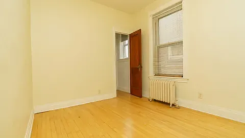2644 N Harding Ave #1 — Photo 14