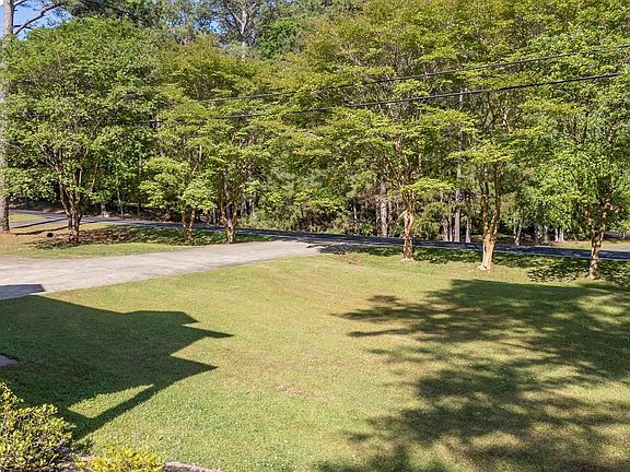 5th image of 5306 Lee Rd