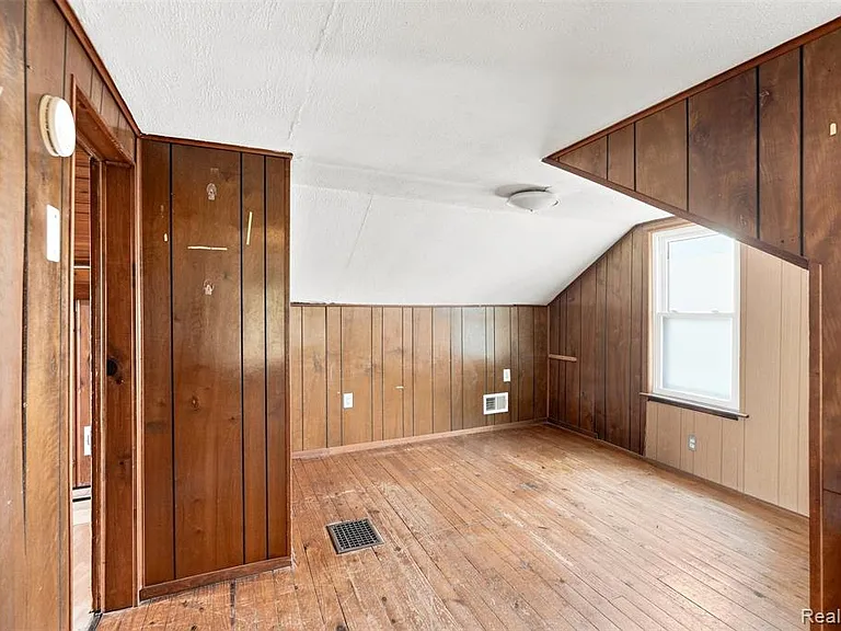 329 W Sonoma Ave — Photo 15
